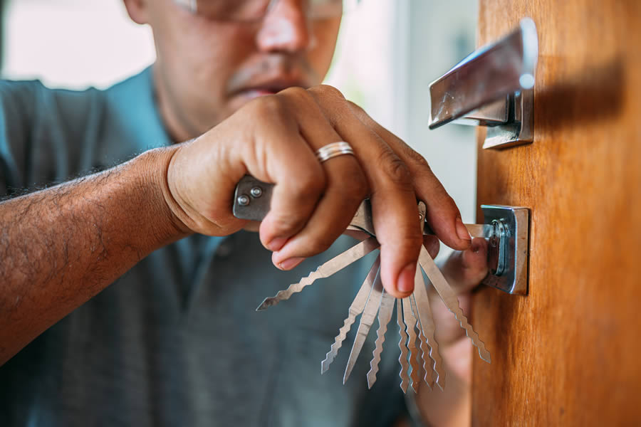 GreenProLock's tweet photo. Eviction Locksmith Service

GreenPro Locksmith offers expert eviction locksmith in Atlanta and all surrounding areas. Eviction is not a pleasant experience for both the tenant and the landlord, though, in most cases, it is caused by the tenant's ...

https://t.co/TsXzTy3bsq https://t.co/thlXLqEUDE