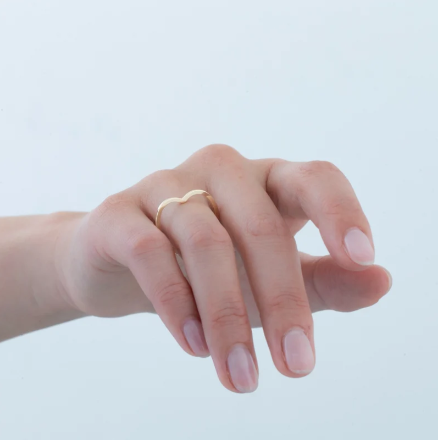 jewelrykaumaeni's tweet photo. ある程度反応あったから、MONATELIERのハートリング
10金で2万円台という、昨今の金相場ではなかなか、ありえない価格設定
ダイヤ入りもあってそれでもギリ4万台
ホワイト、ピンクゴールドも選べる
ジュエリー生産日本一の山梨のメーカーが直で運営するブランドで価格に対してだいぶ質も良い https://t.co/NCwkH55yNr