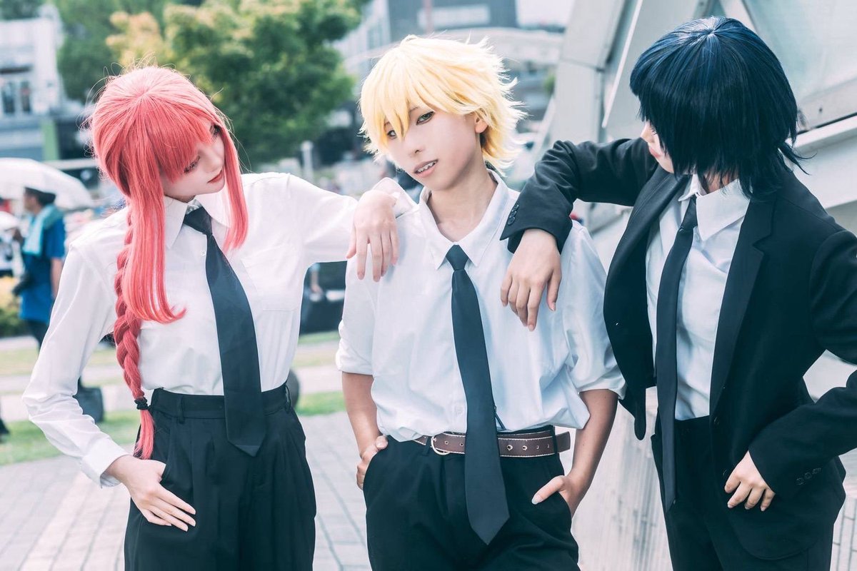 riri_mu79's tweet photo. ⚠️コスプレ/cosplay⚠️
チェ.ンソー.マン
マ.キマ@mawa_4ro 
姫.野@huni_cos 
📸✨@mikawakooka さん❗️

デンジくん誰かとキスするの？

　　　　　　しません！

　　え〜デンジくんキスしないのぉ〜？

　　　　　　しまぁ〜す！
#コスプレ
#コスサミ2026 https://t.co/aTwry5Tlsa