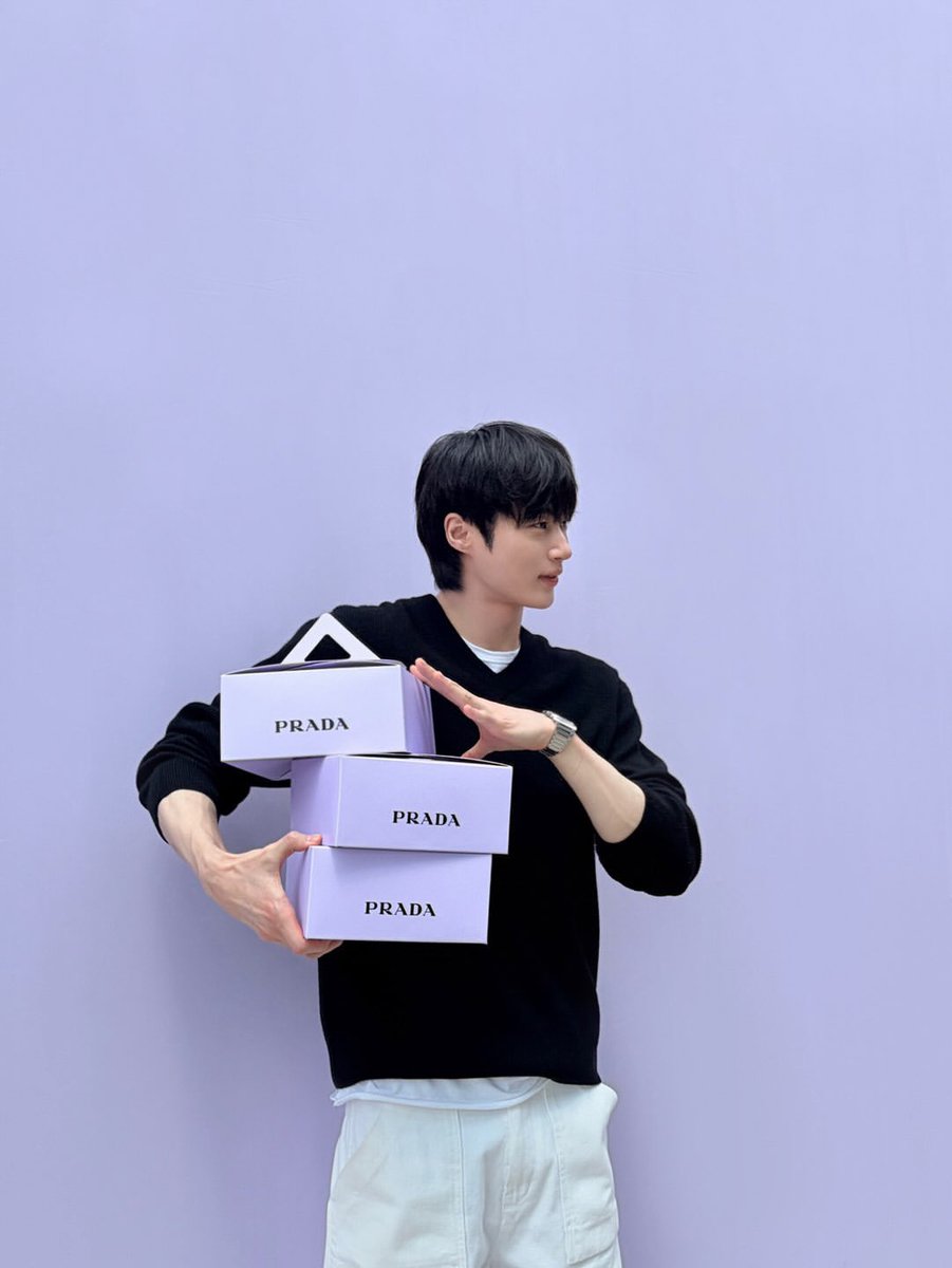 wooseokfiles's tweet photo. #ByeonWooSeok instagram update with Prada! https://t.co/RvfA8f2IzB
