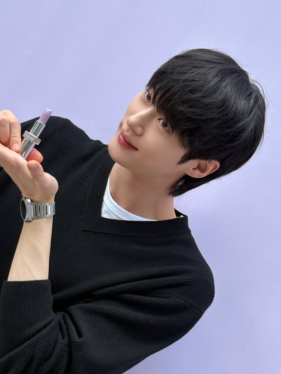 wooseokfiles's tweet photo. #ByeonWooSeok instagram update with Prada! https://t.co/RvfA8f2IzB