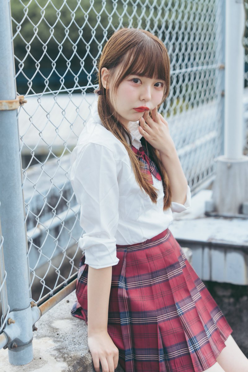 tomokun008's tweet photo. model:夢眠ゆめさん（@yumenemu_yume ）

君を待つ、この場所で。

#夢眠ゆめ #femto_pc 
#femto_street #femto @femto_munimu 
#portrait #ポートレート #ブレザー https://t.co/oHOWoCLsJi
