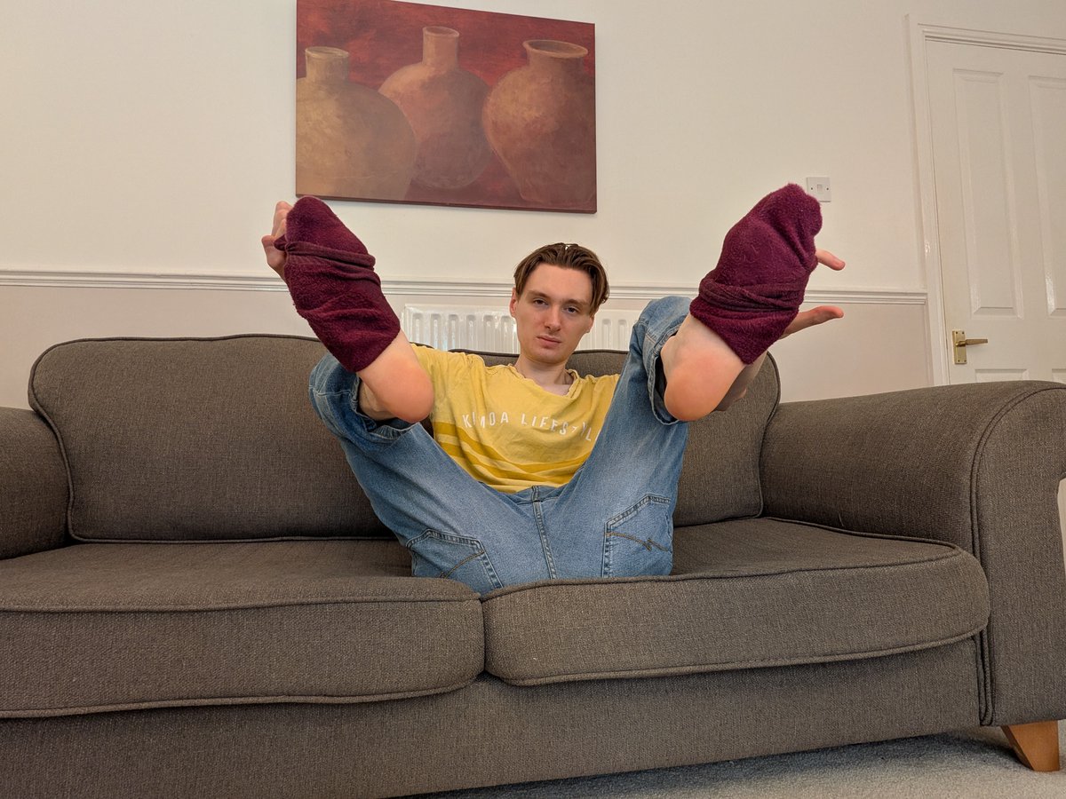 treysfeet's tweet photo. Join In My Bio To See Me Barefoot https://t.co/9YGRrv9Xxw