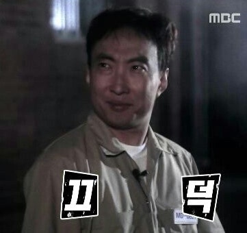 Utcha_jxjx's tweet photo. @jjuperro0912 제가 쉴 때마다 막둥즈만 하는 사람처럼 보이새요? https://t.co/fJvkKWbX4k