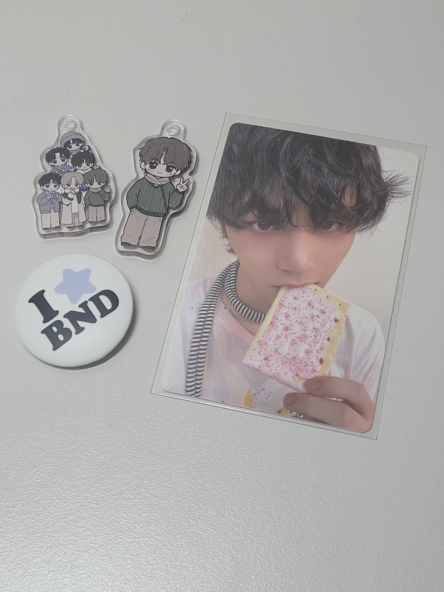 wonmyengwithbnd's tweet photo. #RT추첨 태산 생일 이벤트 🎂

태산이의 생일을 축하합니다

rt및 맘찍을 해주신 한분께 다음 상품들을 보내드립니다 

당발 : 8월 10일

☆ 트친 한정X
☆ 참저삭
☆ 트친 필참 https://t.co/23ZamMh8Wp