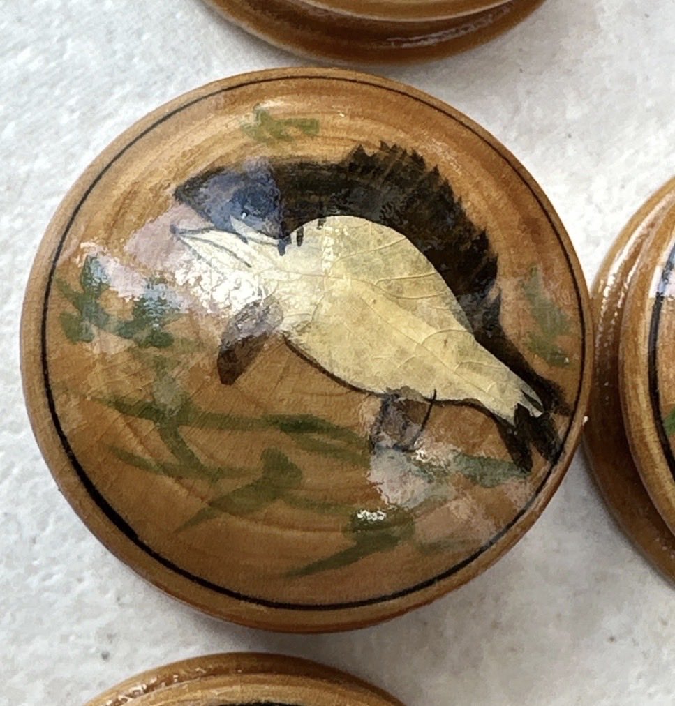 Vintage0Antique's tweet photo. Check out Lot of 6 #Wood Round #HandTurned #HandPainted #Birds & #Fish Pill #Boxes Small #Treen #Art https://t.co/JBz5dmXG7w #eBay via @eBay_UK https://t.co/h4zJiOSlXr