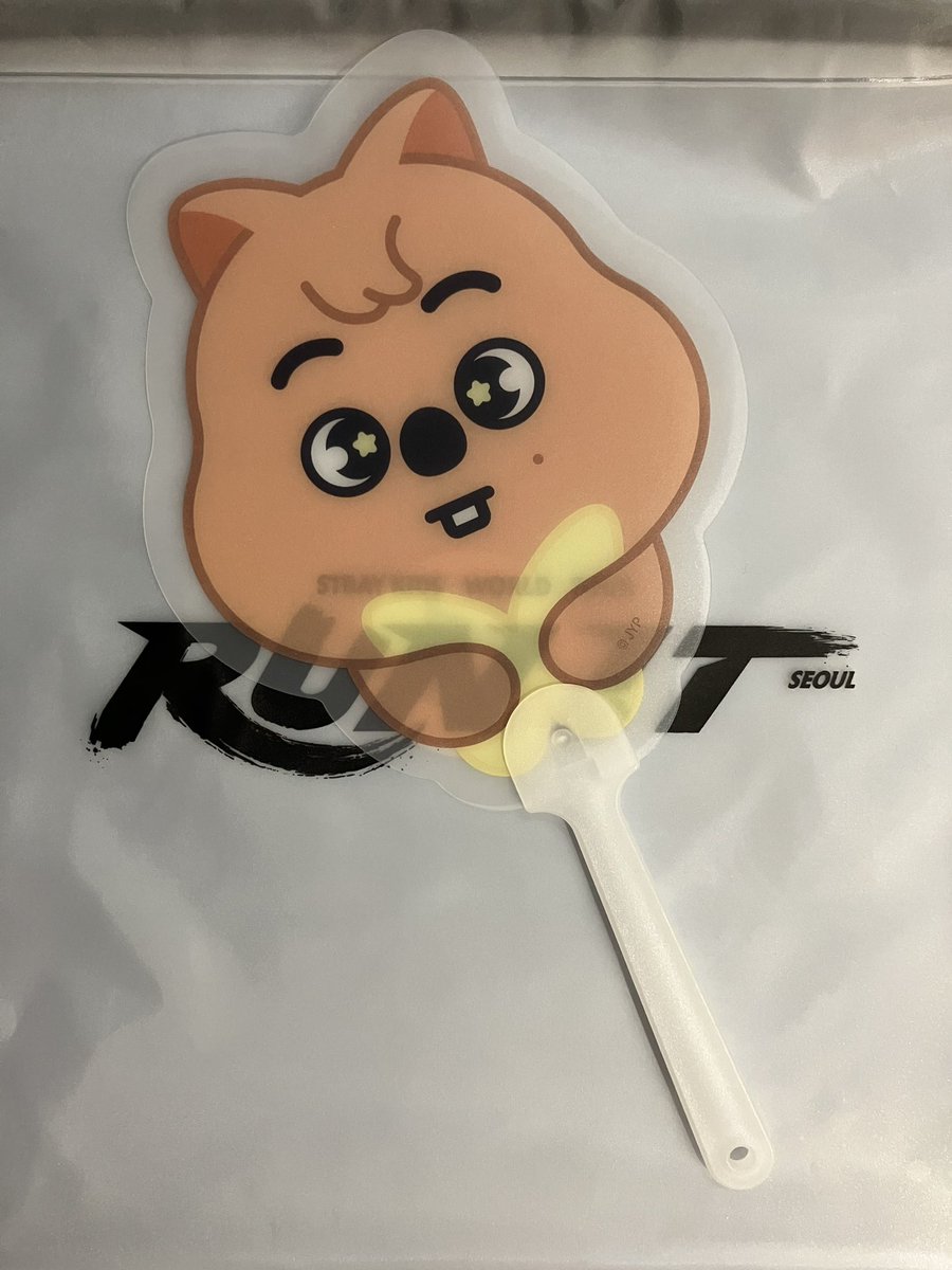 shrikehawk's tweet photo. StrayKids スキズ SKZOO RUN IT ソウルコン 入場特典 交換 うちわ

【譲】 HAN QUOKKA ハンクォッカ 🐿️

【求】PuppyM パピーム 🐶

名古屋市内、もしくは日本公演会場にて手渡し交換希望です
国立初日、ナゴヤ両日、京セラ2日目

お気軽にお声がけください https://t.co/6sebmRzHX5