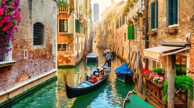 deepnaturetur's tweet photo. Her köşesi ayrı bir başyapıt…

Roma'nın tarihi, Floransa'nın sanatı, Venedik'in romantizmi, Napoli'nin eşsiz atmosferi ve daha fazlası sizi bekliyor.

✨ İtalya turlarımızı şimdi keşfedin:
 https://t.co/MSpYyGM2aY

#İtalya #İtalyaTuru #Roma #Venedik #Floransa #Milano https://t.co/XNk4Xw1e5r