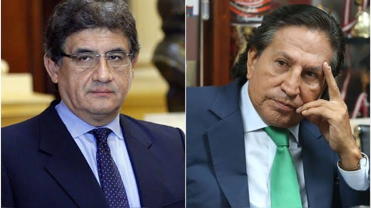 lanoticiaperu_'s tweet photo. #Política | 🗣️⚖️ El ministro Juan Sheput reveló que visitó a Alejandro Toledo antes de la campaña, por pedido de Keiko Fujimori, y aseguró que lo encontró con problemas de salud. Además, se mostró a favor de que cumpla arresto domiciliario si la ley lo permite. 🇵🇪
#JuanSheput #AlejandroToledo #KeikoFujimori #Política #Perú #Justicia ⚖️🏛️
Más información 👇
https://t.co/mWlOwCIUcX