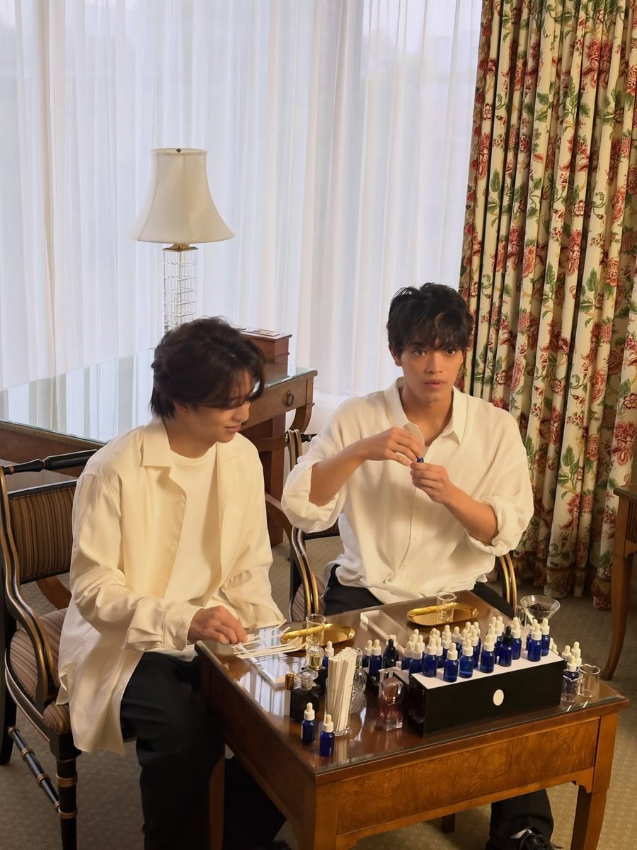 Fan_Takuto's tweet photo. ✌️✌️✌️

#ムール貝好きぃ https://t.co/7AVmOE4OGo