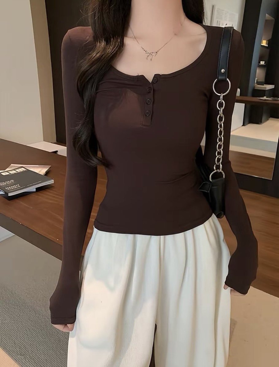 narakteesudja's tweet photo. mosesqueen
สีน้ำตาล
✦ 100 ฿ ✧

#เสื้อผ้ามือสอง #ส่งต่อเสื้อผ้า #ส่งต่อเสื้อผ้ามือสอง #เสื้อผ้ามือสองสภาพดี #โล๊ะตู้ https://t.co/ToFEMKvQJK