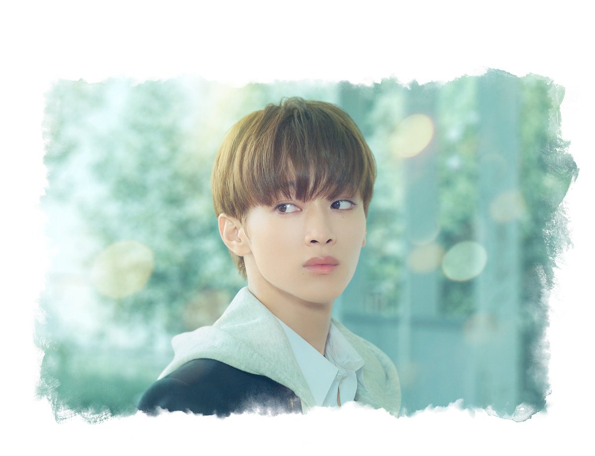 leo_official818's tweet photo. 映画『お姉ちゃんの翠くん』

主人公・スイの幼なじみ、水川菖（あやめ）役で出演させていただきます！！

菖は、お姉ちゃんの彼氏を好きになってしまった翠ちゃんの相談相手。

ギャルゲー好きの2次元オタクという一面を持ちながら、いつも翠ちゃんのそばで優しく寄り添っている、クールな男の子です。

「好きになってはいけない人」を好きになってしまった、切なくてまっすぐな究極の片想い。

その結末を、ぜひ映画館で見届けてください！！

よろしくお願いします！

#お姉ちゃんの翠くん
@midorikunmovie