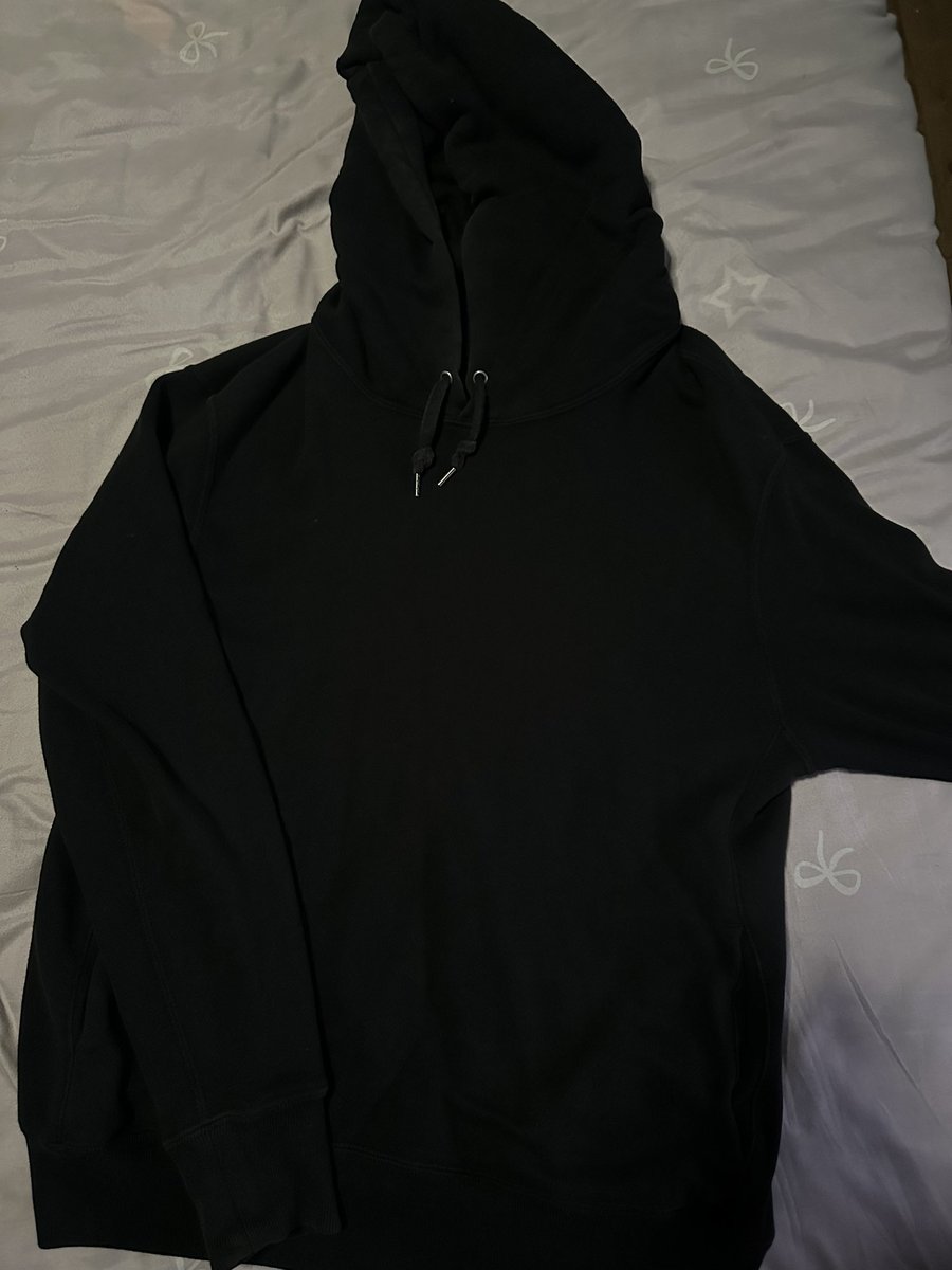 narakteesudja's tweet photo. Uniqlo
สีดำ size M
‧₊˚ 180 ฿ ✩

#เสื้อผ้ามือสอง #ส่งต่อเสื้อผ้า #ส่งต่อเสื้อผ้ามือสอง #เสื้อผ้ามือสองสภาพดี #โล๊ะตู้ https://t.co/MQxN9ylDWm