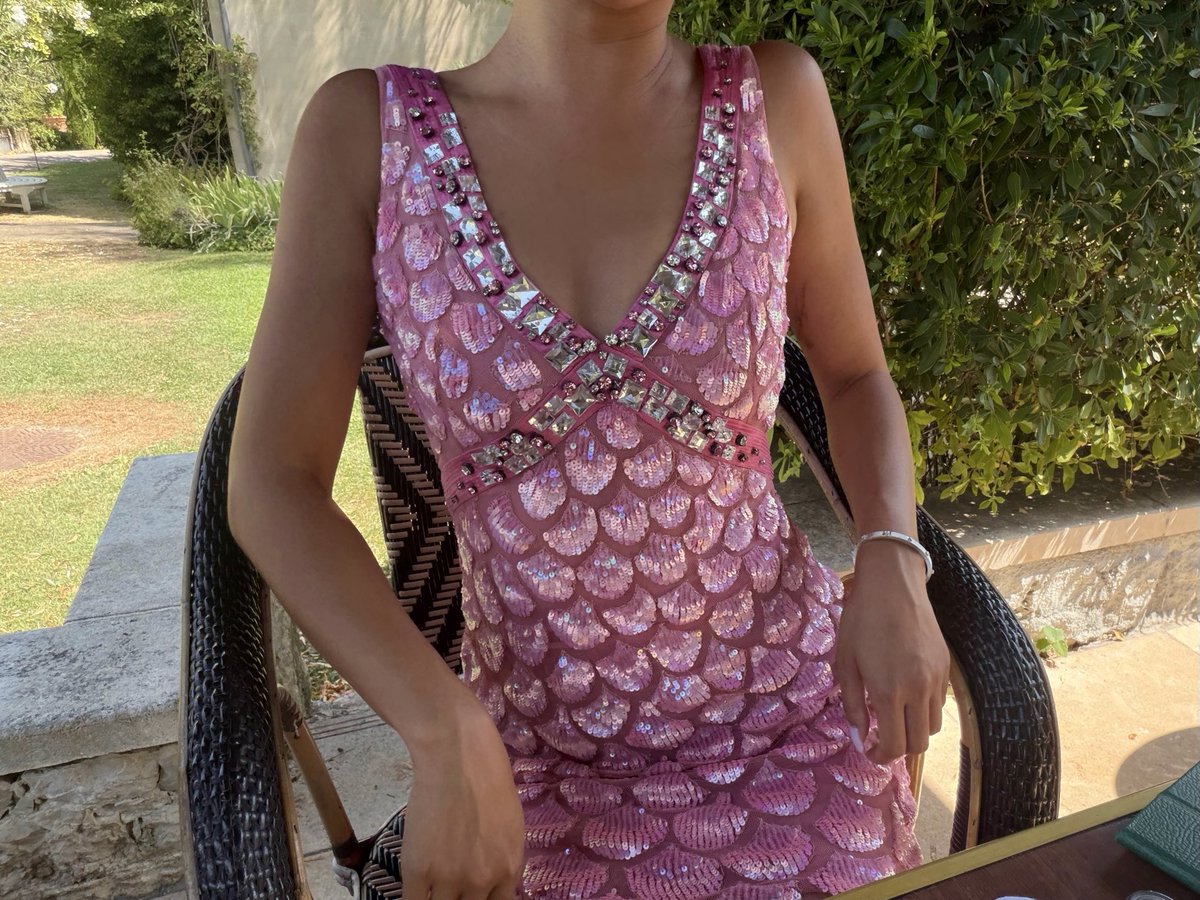into_archive's tweet photo. blumarine seashell dress 🩷🐚 https://t.co/G4HDrJAZnq