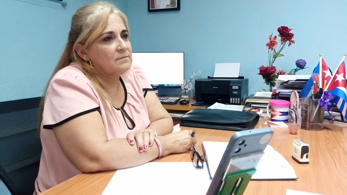 DpsMayabeque's tweet photo. Directora General de Salud Pública de #Mayabeque...Hoy tenemos que lograr ser oportunos en el proceso de comunicación en las redes sociales y los medios masivos para lograr efectividad en la información preventiva a nuestra población. #CubaPorLaVida #CubaEstáFirme https://t.co/bOqxpb6Hqr
