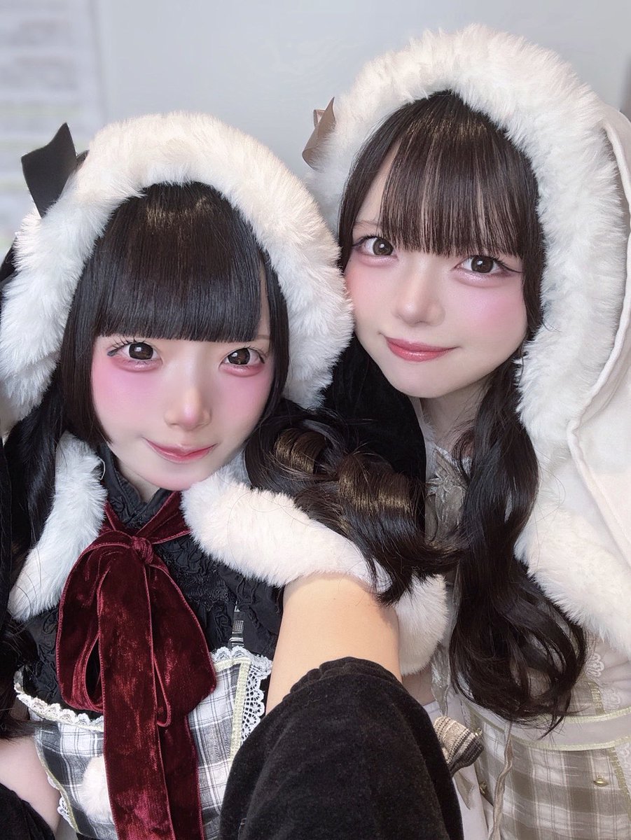 maid_nei's tweet photo. うさちゃんサンタ🐇🎀 https://t.co/EQTWh4LCDb