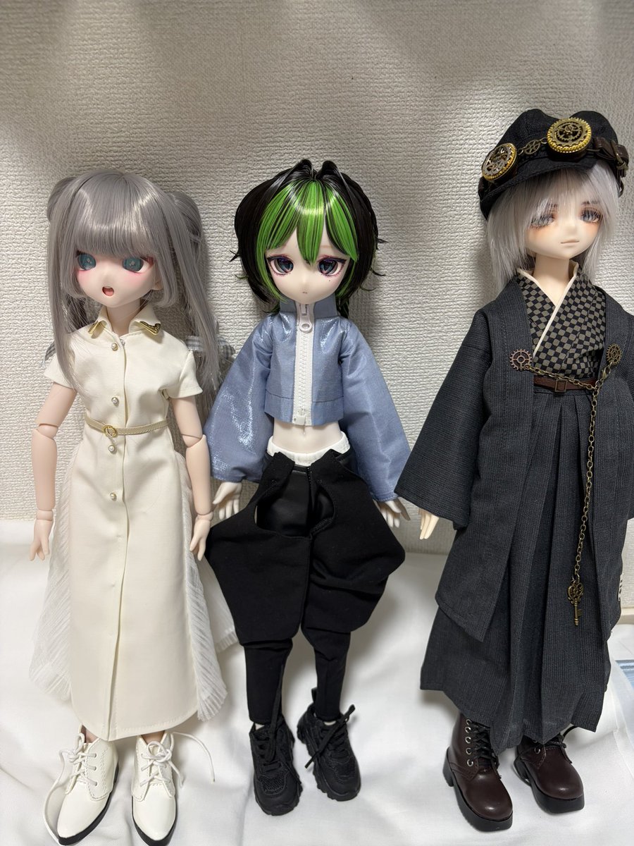 banira1850's tweet photo. うちの子集合写真
右から
華ヶ水   #イトミっ子
水蓮   #おれんじっ子
水湖音  #すずりっこ https://t.co/68wPXv02fU