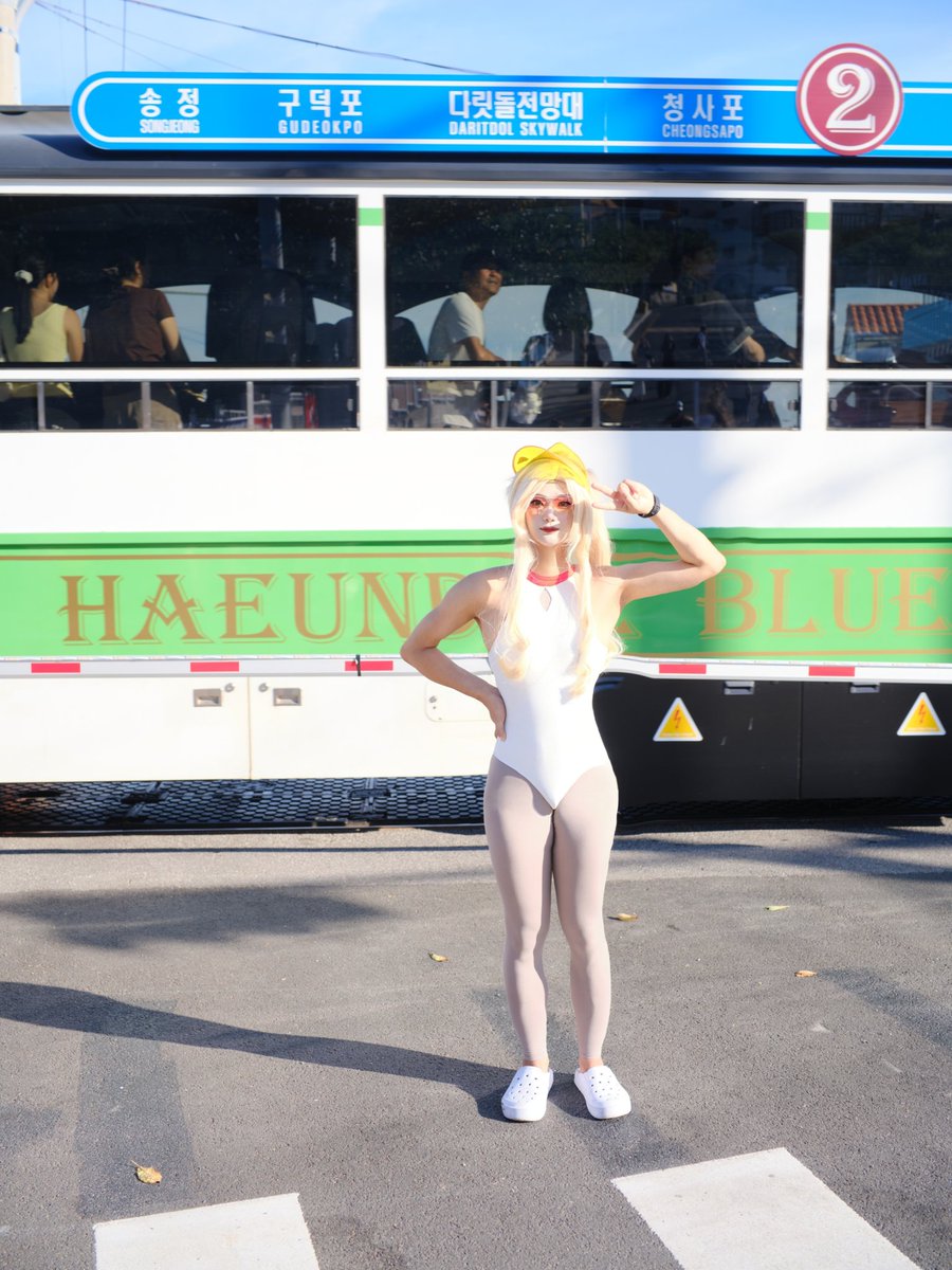 Cos_History's tweet photo. 2026.07.31
부산 ��사포 해변 철길 건널목에서 열차와 함께 같이 찍어본 바니걸 세이아~

📷: @R_Torin816
@Cos_History 

#블루아카이브 #블아 #티파티 #트리니티 #수영복 #바니걸 #세이아 #청사포 #해운대_해변열차 #해변열차 #BlueArchive #YurizonoSeia #TeaParty #ブルーアーカイブ #セイア https://t.co/BlngeNa6Ul