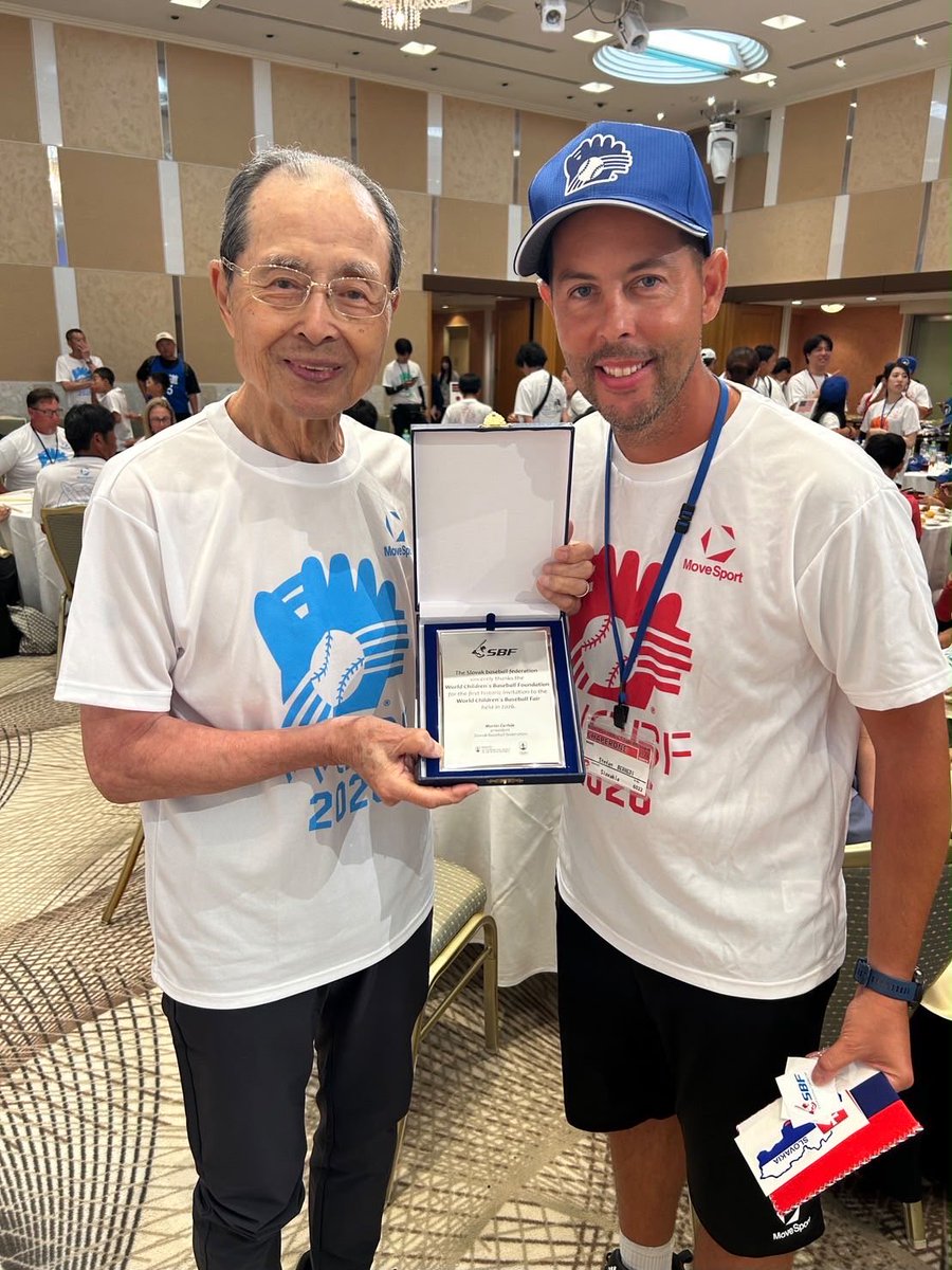 Martin76514799's tweet photo. A heartfelt Dōmo arigatou gozaimasu to #SadaharuOh for inviting five kids and a chaperone from Slovakia to the World Children’s Baseball Fair 2026. in Narita, Japan for the very first time! ⚾️ Wholehearted thanks from #SlovakiaBaseball! 🙏🇸🇰🇯🇵❤️ https://t.co/KOrrmCrZju