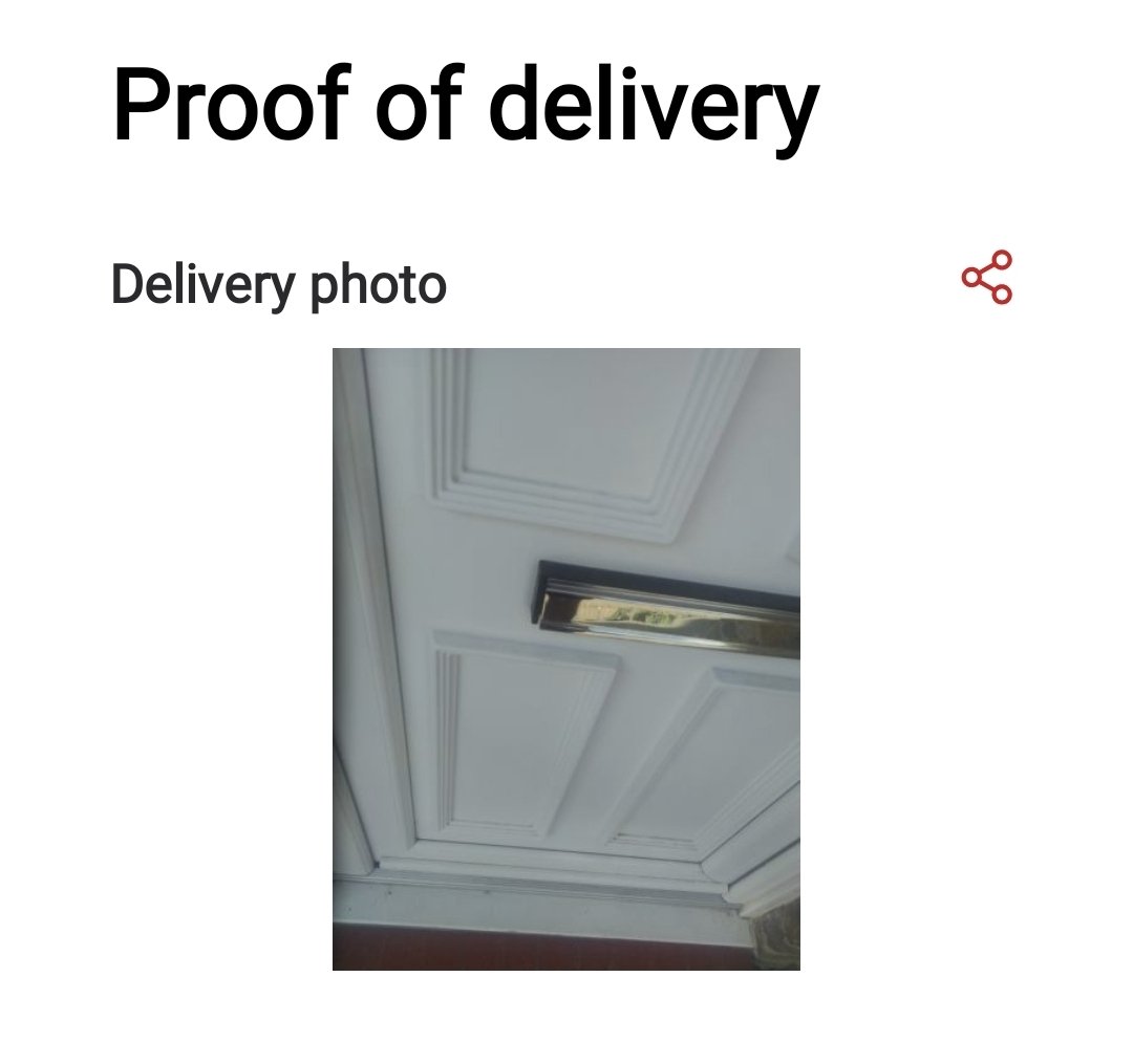 Jennsoo84's tweet photo. Excellent work by @RoyalMail  - that is not my address and the picture isn't even good enough for me to locate where that is. Sad times when Evri are more reliable. https://t.co/iXXHC8UwB3