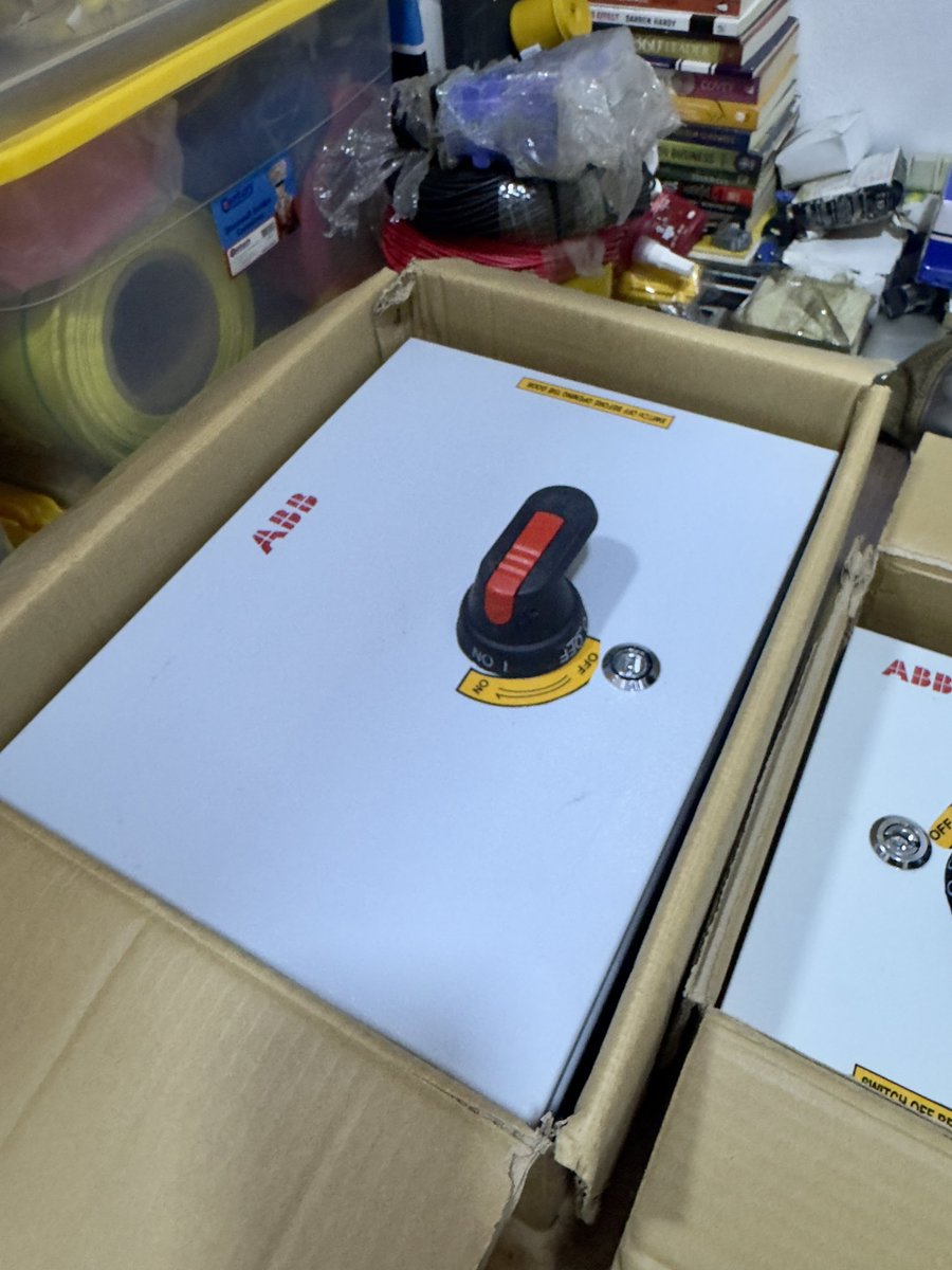 HeightsGhana's tweet photo. ABB TPN and Isolator Switches are on sale.
Call to place your order: 053-271-7780 WhatsApp: 0263-721-936
#ABB #TPN #Isolators #Engineering #Ghana https://t.co/IWb8wWJV3s