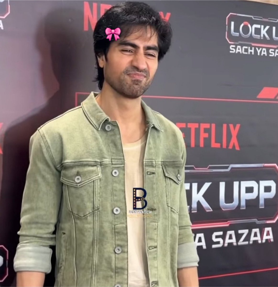 duskyflitter__'s tweet photo. Pookie Chopda fr !!! 🎀🤏🏻😩

Cr.owner 
#HarshadChopda #Lockupp2 https://t.co/Ow9fz2SKl1