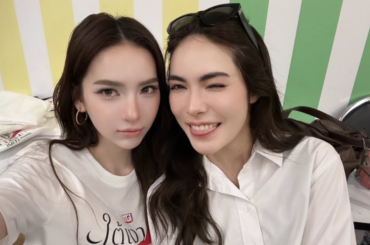 EngLotCruise's tweet photo. น้อลม่ากับพี่ชาาา
ยินดีกับจินม่าด้วยน้าาา 🎉🎉

#Emmamartini #ชาล็อตออสติน https://t.co/1636NdtCna