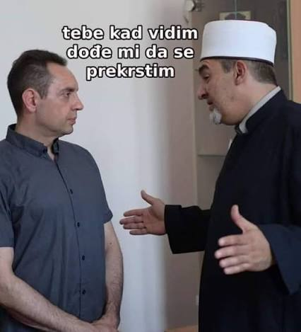 KrahSNSa's tweet photo. Bliski susret trece vrste... https://t.co/edQKvKCfUt