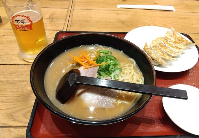 subu_chan's tweet photo. 1番大好きなラーメン���さん🎶
このジョッキを見て
ほしいー！！
とテンション上がりました
(^O^)／
やっぱり古潭ラーメン
美味しいね🥰 https://t.co/mPwnh24VrE