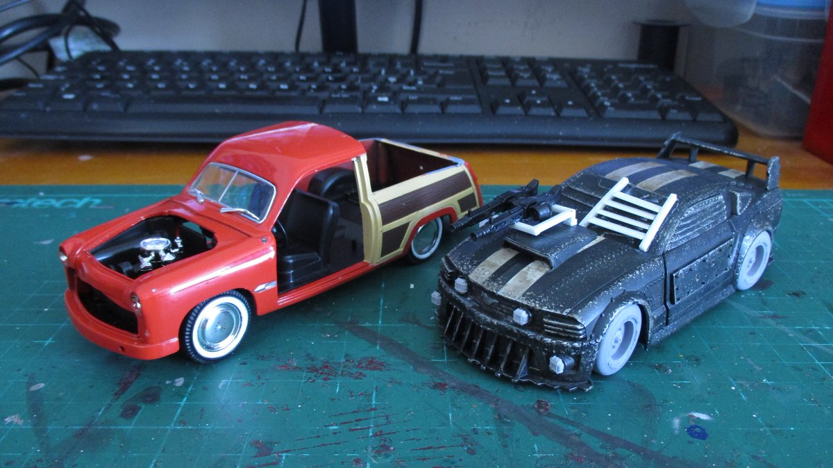 RoadWarriorJohn's tweet photo. #workinprogress #workbenchupdate #diecastmafia #paintitblack #deathrace #madmaxgame #kitbash #scratchbuild
- Death Race (2008) early version of the Monster, from opening of film.
- Diecast Mafia Paint It Black Challenge, inspired by the Crusher from the Mad Max game (2015). https://t.co/MqrCruFrYG