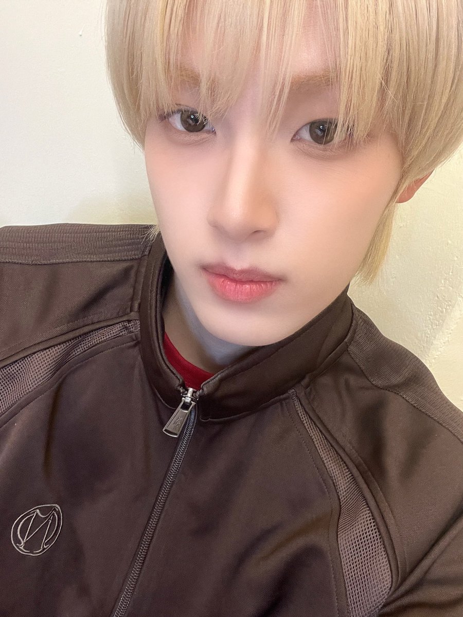 VAYONN_inkode's tweet photo. [#MASATO]

🌱🌱🌱

#MASATO #마사토
#VAYONN #베이온 https://t.co/Ii0MmkZ1Kt