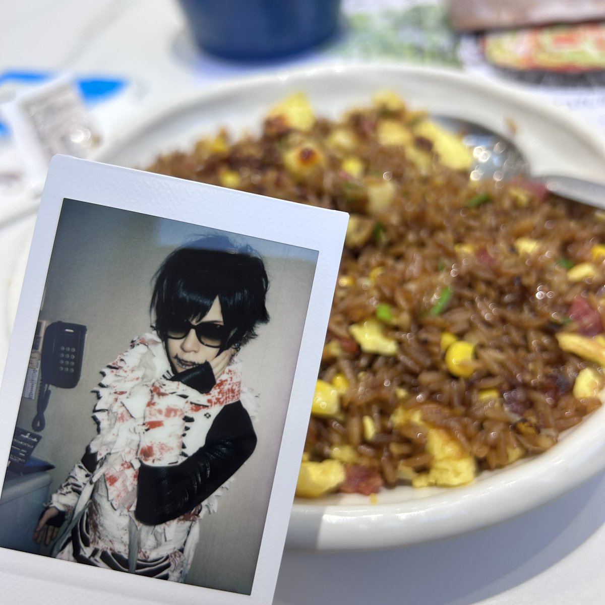 ttl0219's tweet photo. 吃吃吃…#黑崎真弥 #己龍 https://t.co/YE3wn3SK2O