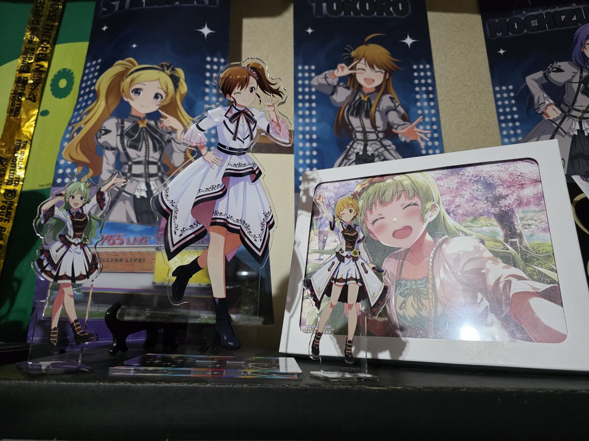 million_shinya's tweet photo. でっかい真美があったので、買ってしまった☺
ついでにエレナとのり子も☺
この3人も色々集めねば！ https://t.co/ROSTC72bBx