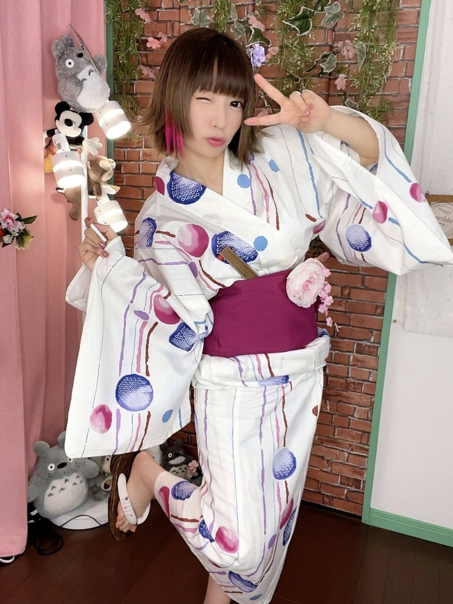 PuchiKim tweet picture