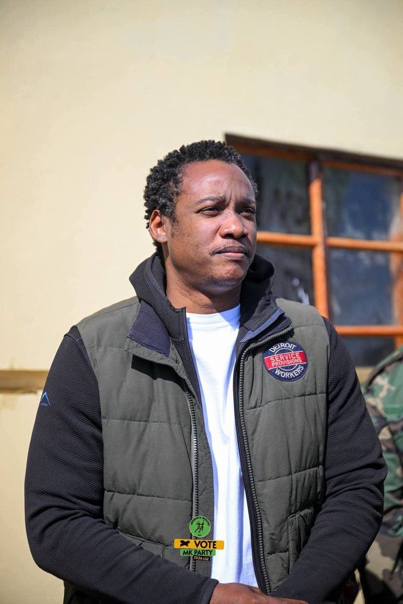 KeshnerNtiyiso's tweet photo. They are working very hard to make South Africa their spaza shop 💔😭 https://t.co/7lh7RfMfBD
