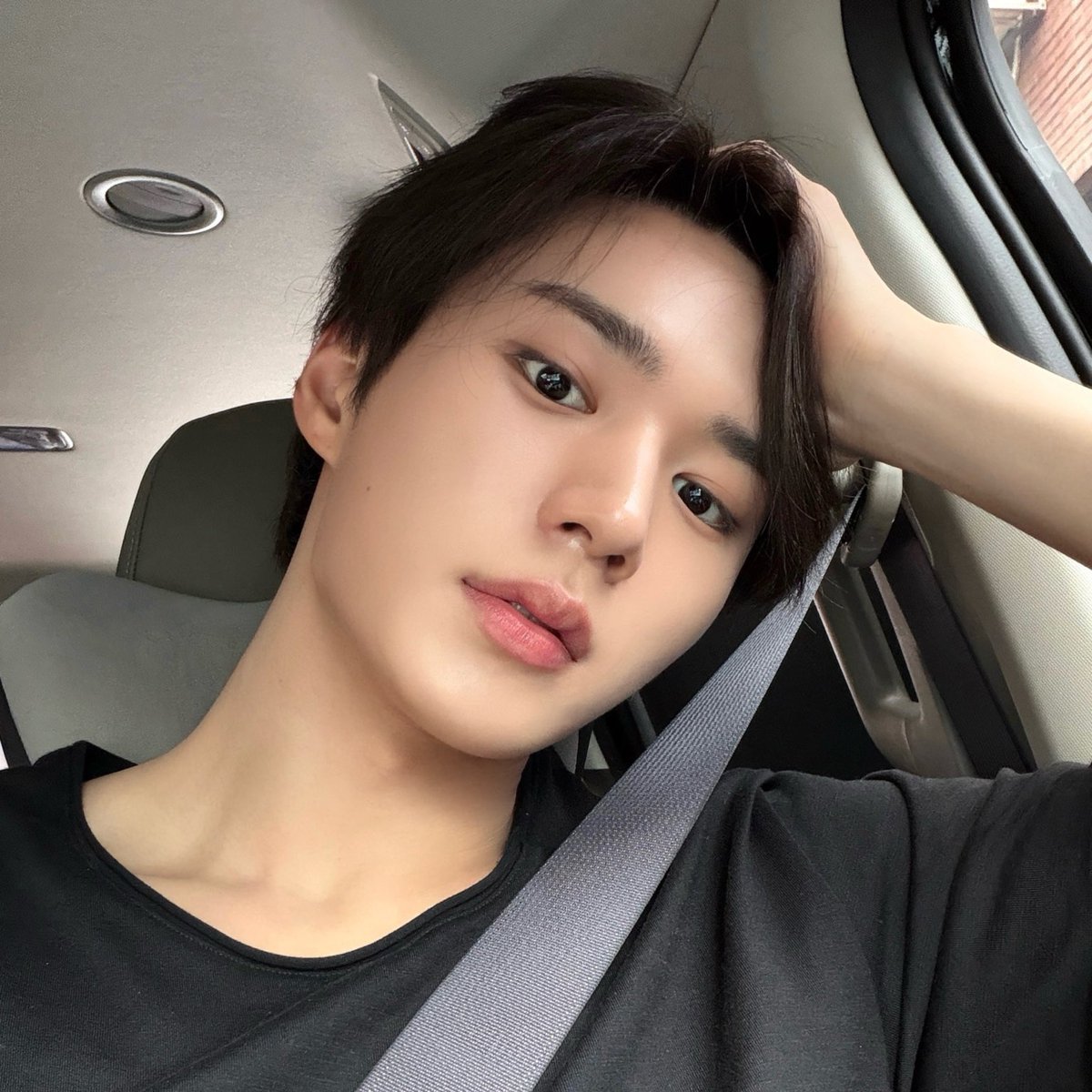 kjseoist's tweet photo. pretty lips, pretty nose, pretty eyes, lovely personality 💕 hardworking, handsome, nicest person on earth, that's junseo ♡ 

#ALD1 #ALPHADRIVEONE #준서 #JUNSEO https://t.co/H2Lzq3Lmky