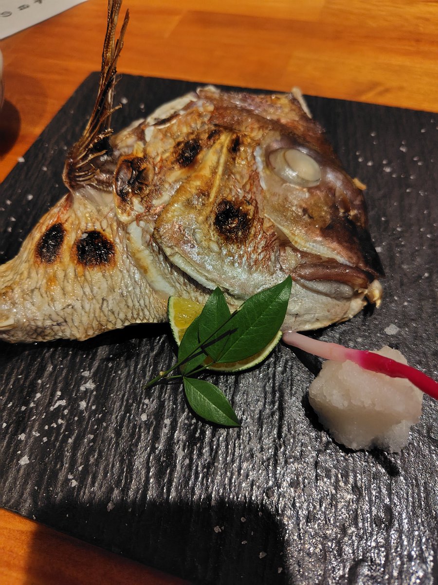 pinebooks26's tweet photo. まだ3日目だけどまじで旅金無くなってきた https://t.co/MUWAxEguFJ