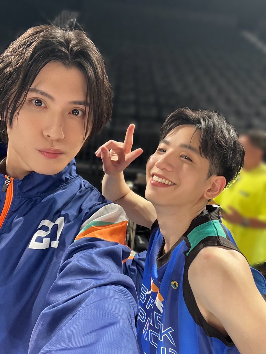 syu08061234's tweet photo. #アクターズリーグ🏀の思い出
〜かっこいいユニフォーム編〜
第二弾

⚪︎優しい優しい優しい佐奈ちゃん
⚪︎僕が産みました我が子です大賀
⚪︎ありがとう僕の師匠です伶くん https://t.co/ubnrA1KFQt