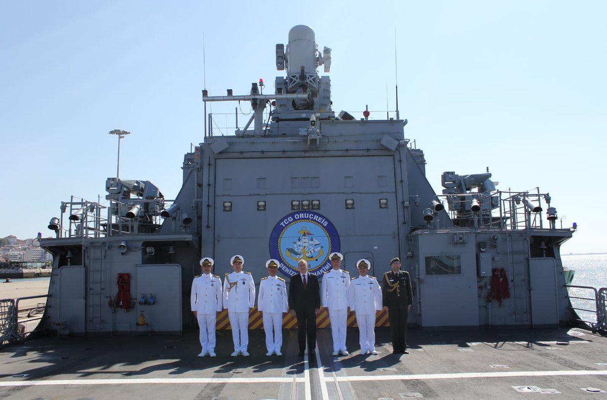 tcsavunma's tweet photo. 🗓️ 31 Temmuz-3 Ağustos 2026 

TCG Oruçreis fırkateynimiz, 🇹🇷Türkiye ve 🇵🇹 Portekiz diplomatik ilişkilerinin yeniden kurulmasının 100’üncü yıl dönümü faaliyetleri kapsamında Lizbon/Portekiz Limanı’nı ziyaret etti. ⚓

#MillîSavunmaBakanlığı https://t.co/OK8bwVwhAh