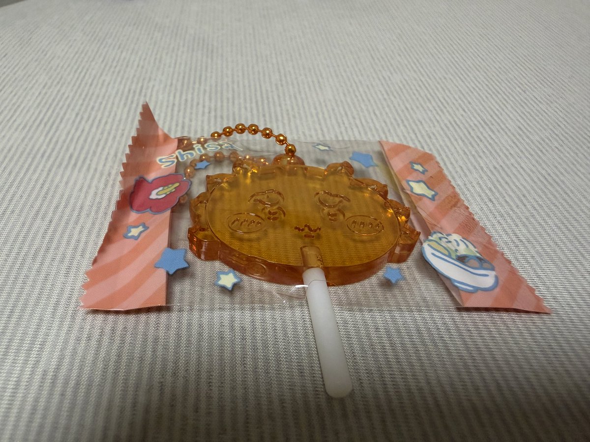 chi__wa3's tweet photo. 【交換】ちいかわ　キャンディチャームズ

【譲】
シーサー
モモンガ

【求】
ちいかわ>ハチワレ・古本屋

都内手渡し、または郵送での交換を希望しております。
検索からもお気軽にお声がけください。
※シーサーに関しては開封時より折れ曲がりがございます。 https://t.co/XsKvQWVGuW