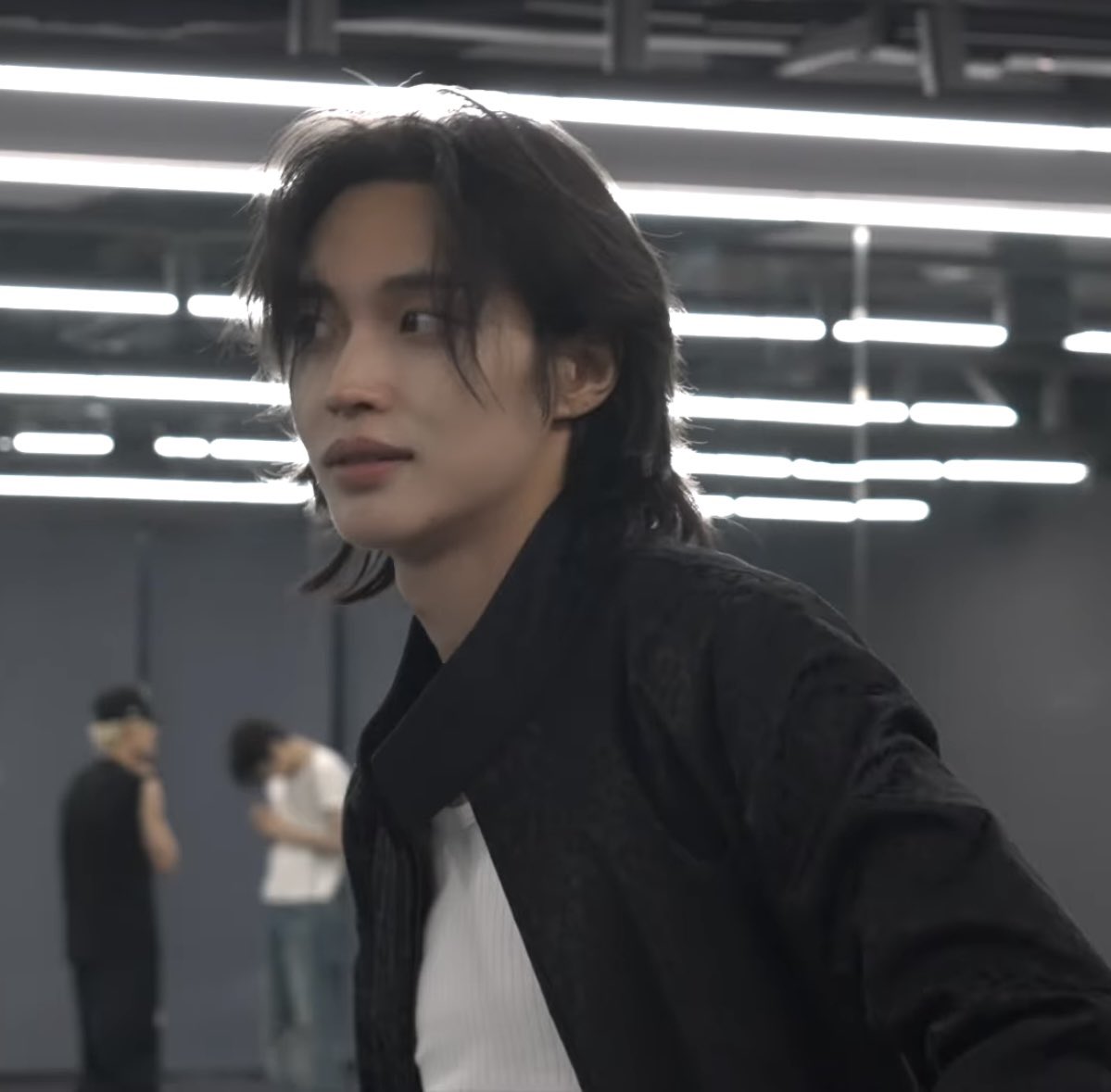 airryguri_'s tweet photo. คิดถึงวอนบินผมยาวววว โครตหล่ออ่ะ แบบบมากๆๆๆ กูอยากจะกินกรรไกรให้หมดโลก😭😭 https://t.co/ZzvNzhf3Fe