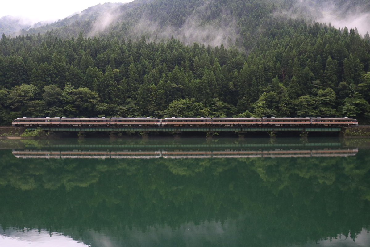 railwaylives25's tweet photo. #キハ85の日 https://t.co/iY0ffvrwbe