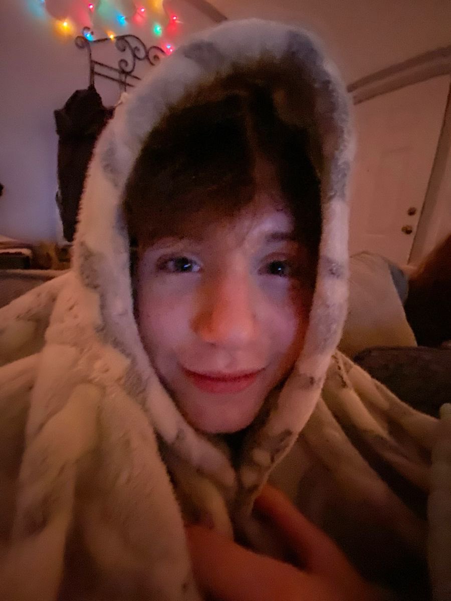 shinyduck3's tweet photo. I’m getting to the point of parasocial where my heart aches every time I think of him. https://t.co/UKQxzbboBv