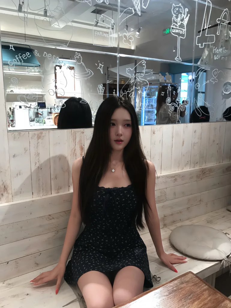 dapfly_'s tweet photo. 怎么在X上面找附近的人啊？在线蹲一位干净可长期的男生！（口嗨男勿扰） https://t.co/7WPnmWOeHm