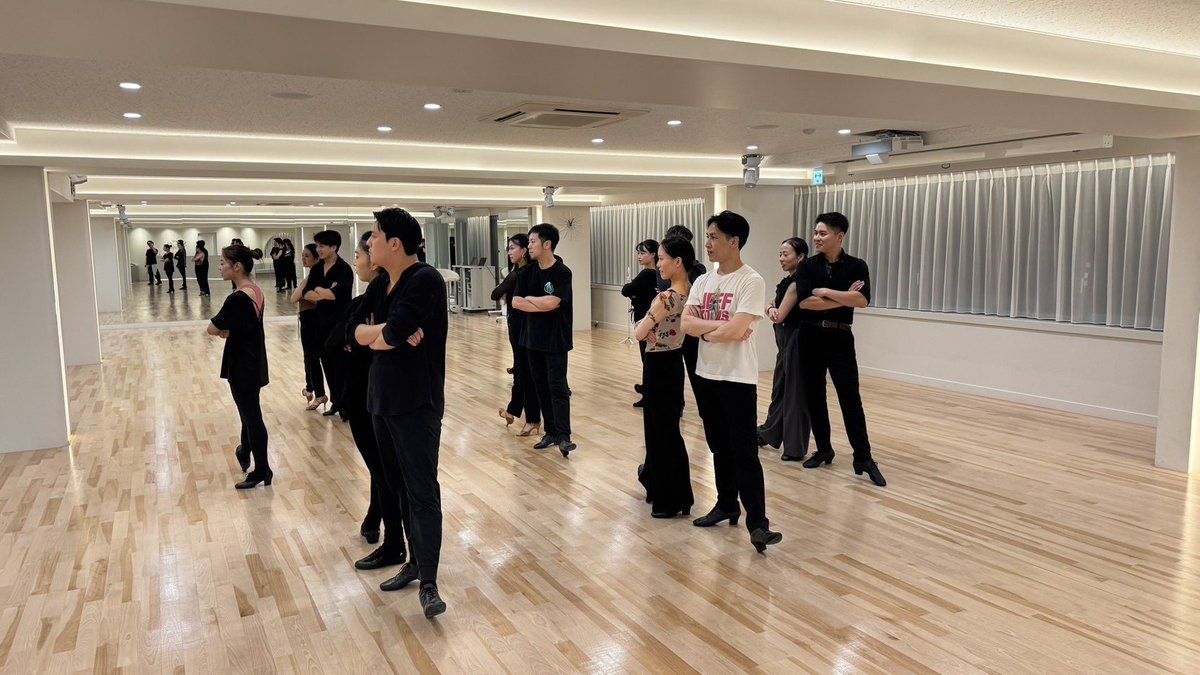 jbdfprodancers's tweet photo. 💎DANCE EXPO2026💎

ABC級ラテンFM紹介

🎭The Mask show🎭

🥂振付：大久保稔也・小原 咲紀組

チーム一丸となって、本番に向けて練習中✨
どんな作品になるのか、ぜひご期待ください！🥴

#DANCEEXPO2026 
#プロ選手会 
#EJBDF
#社交ダンス
#競技ダンス
#品川 https://t.co/l9jXkYVXjV