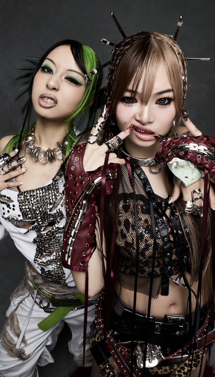 KYON_HONEYs's tweet photo. うぎゃー！！
バチイケ！！！

#TAKARA 
#KOKONA
 #ASHA https://t.co/w1FA4i6wJm