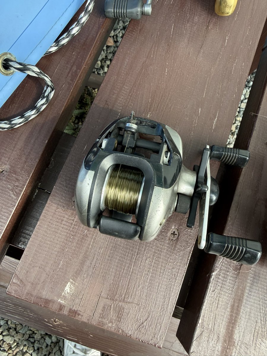 yokotin99's tweet photo. 宮崎に帰省してましたー
やばい楽しかったー…疲れた
中高の時に使ってたバスワンが甥っ子に渡って釣りをするみたいでなんか良かった。 https://t.co/FaDqyr6EXl