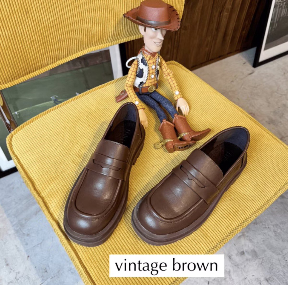 csoalika's tweet photo. ส่งต่อรองเท้า loafer minxshoes  รุ่น Wynn รอบ defect size 37 (23 - 23.5) 590 รวมส่งค่า from 1590 .- พร้อมโอนลดได้ 
ตำหนิหนังลอกตามรูปนิดนึง🥹

#ส่งต่อ #ส่งต่อรองเท้ามือสอง #ส่งต่อminx #ส่งต่อminxshoes #รองเท้าloafer #รองเท้า https://t.co/CuNB4T9EGo