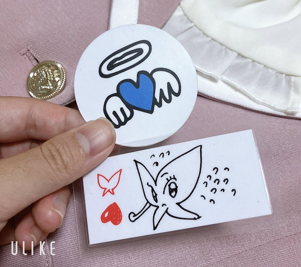 qhw0x's tweet photo. i'ma(@ima_synchro)ちゃんのグループ展示行ってきました！好きの熱量があって、個性豊かで、世界観が皆それぞれあって…すごかったです❣️私ももっと描きたいなって刺激を受けました。怒ってる蝶がなんと可愛い🦋しおりも買いました✌️素敵な機会をありがとう😊 https://t.co/0WdY5DUXOf