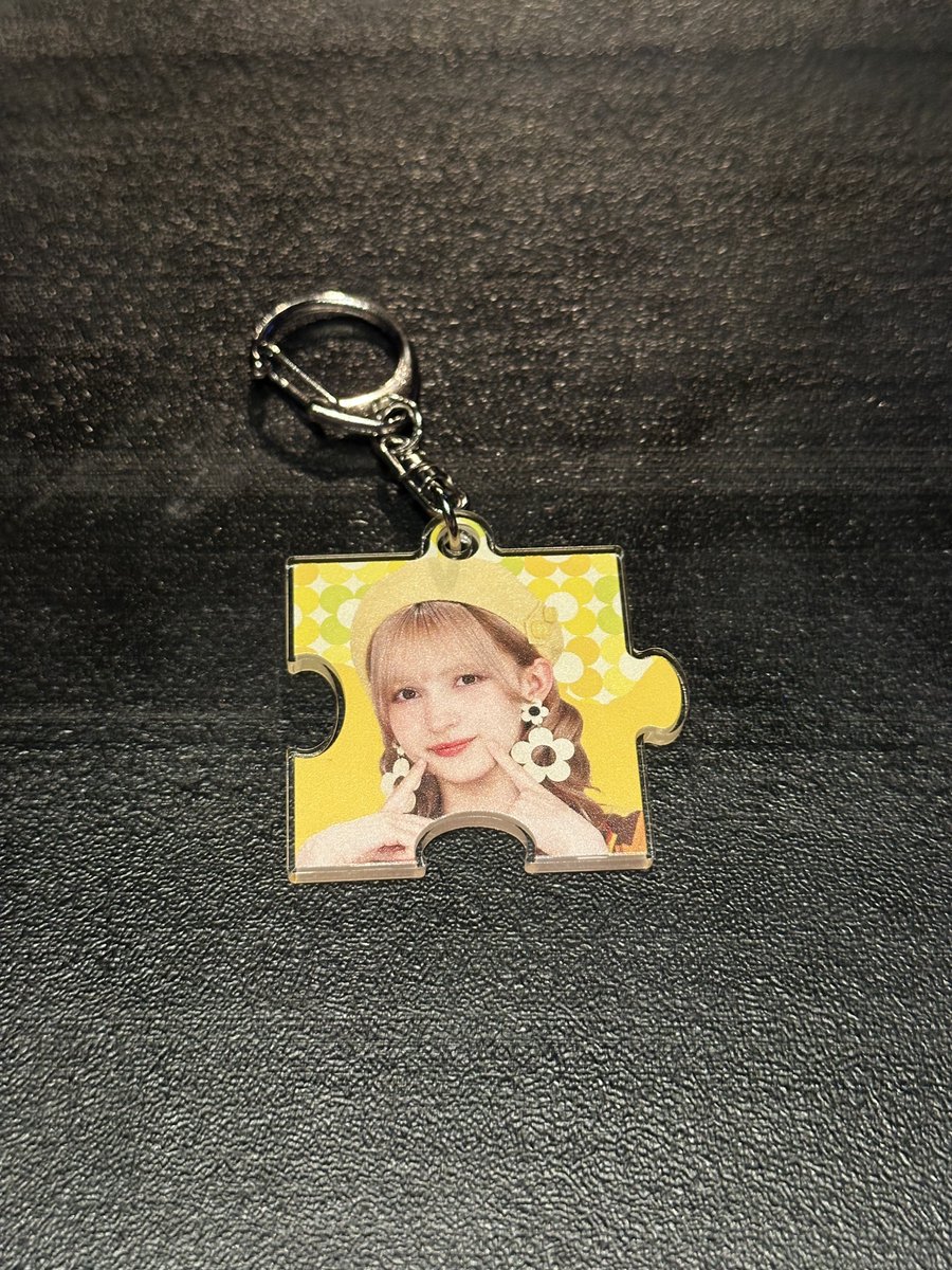 ododododa4's tweet photo. FRUITS ZIPPER 

NEW KAWAIIってしてよ？フェス

トレーディングパズルアクリルキーホルダー

譲  早瀬ノエル

求  月足天音

お願いします🙏

#ふるっぱー #ふるっぱー交換 https://t.co/gR2OTUDdxN